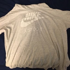 Women’s Nike Sweatshirt